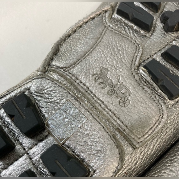 Coach Arlene loafers, Arlene Driving Moccasin style in Pewter/silver leather - Picture 8 of 12